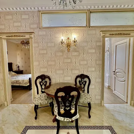 Апартаменты в аркадии 2 отдельные спальни с видом на море *