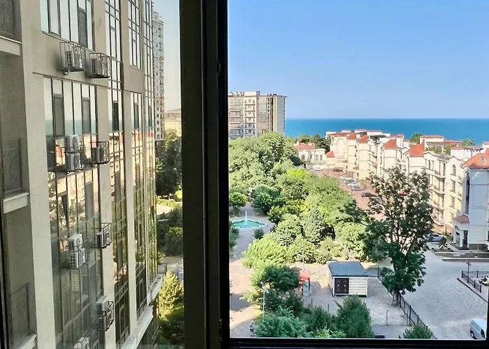 в аркадии 2 отдельные спальни с видом на море Апартаменты Одесса